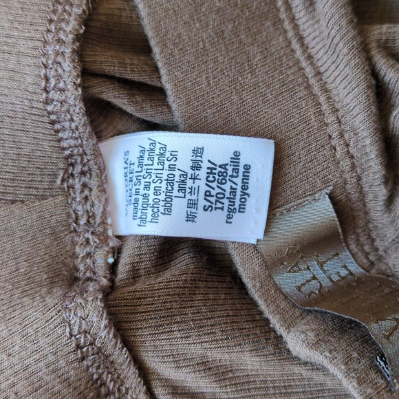 Victoria's Secret Sleepwear Set - Picture 6 of 6